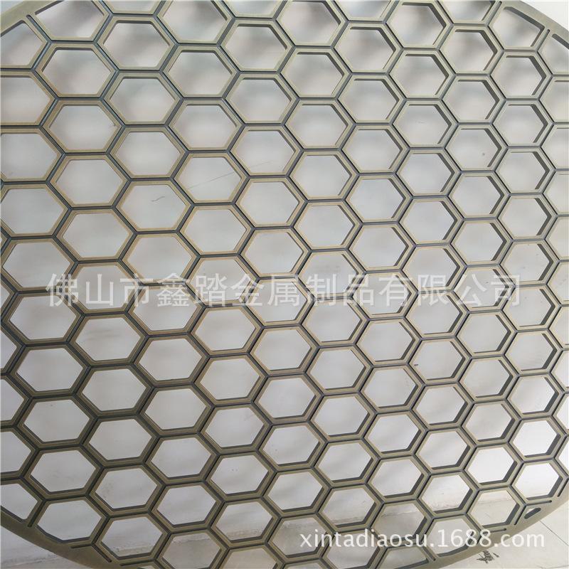 家装圆形铝板镂空雕刻屏风隔断 水镀青古铜表面颜色效果图示例图4