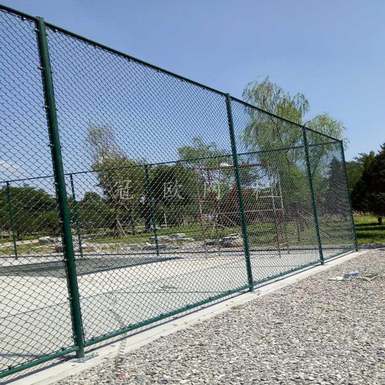 围网 4米高组装式喷塑篮球场足球场地金属围栏网护栏网生产厂家示例图12