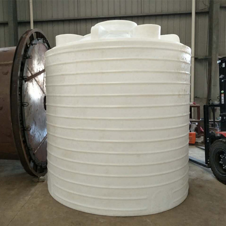 8吨PE塑料大水桶