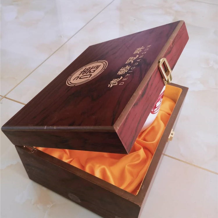 北京实力厂家供应 红酒盒 木盒 木质红酒包装盒 量大从优图片