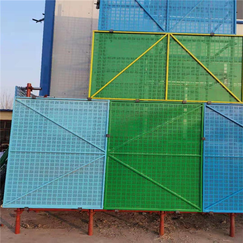 安全爬架防护网 冲孔板爬架网 新式钢板防护网亚奇供货