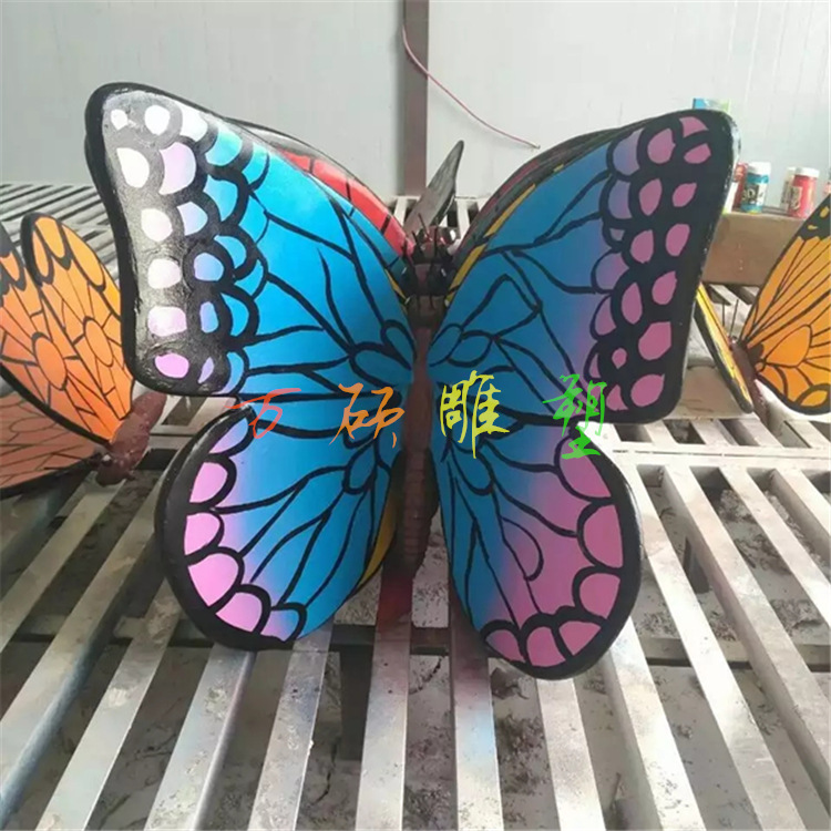 玻璃钢动物雕塑 仿真花蝴蝶雕塑园林花园景观造型造景布景装饰示例图4