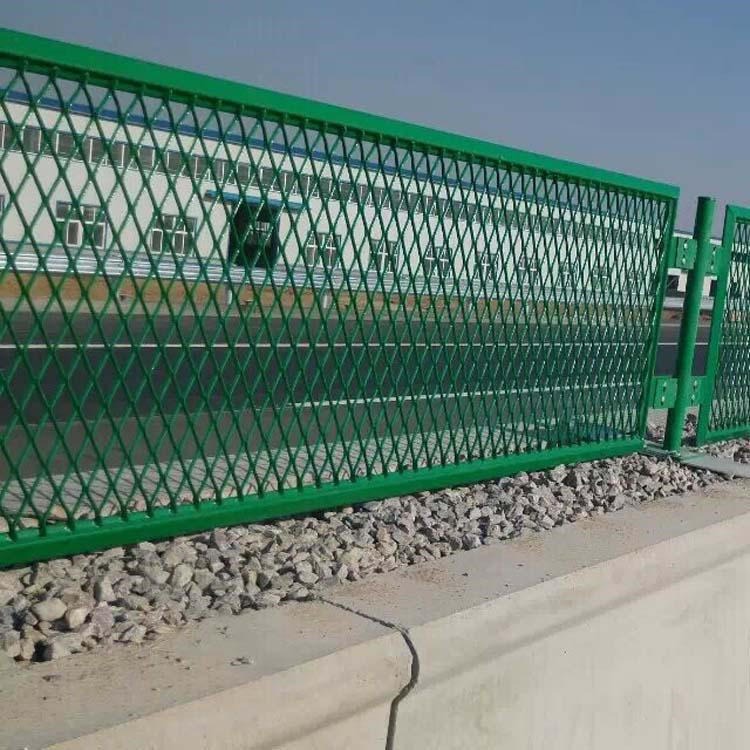 安平百瑞供应公路防眩网 高速公路钢板防眩网 金属扩张钢板防眩网