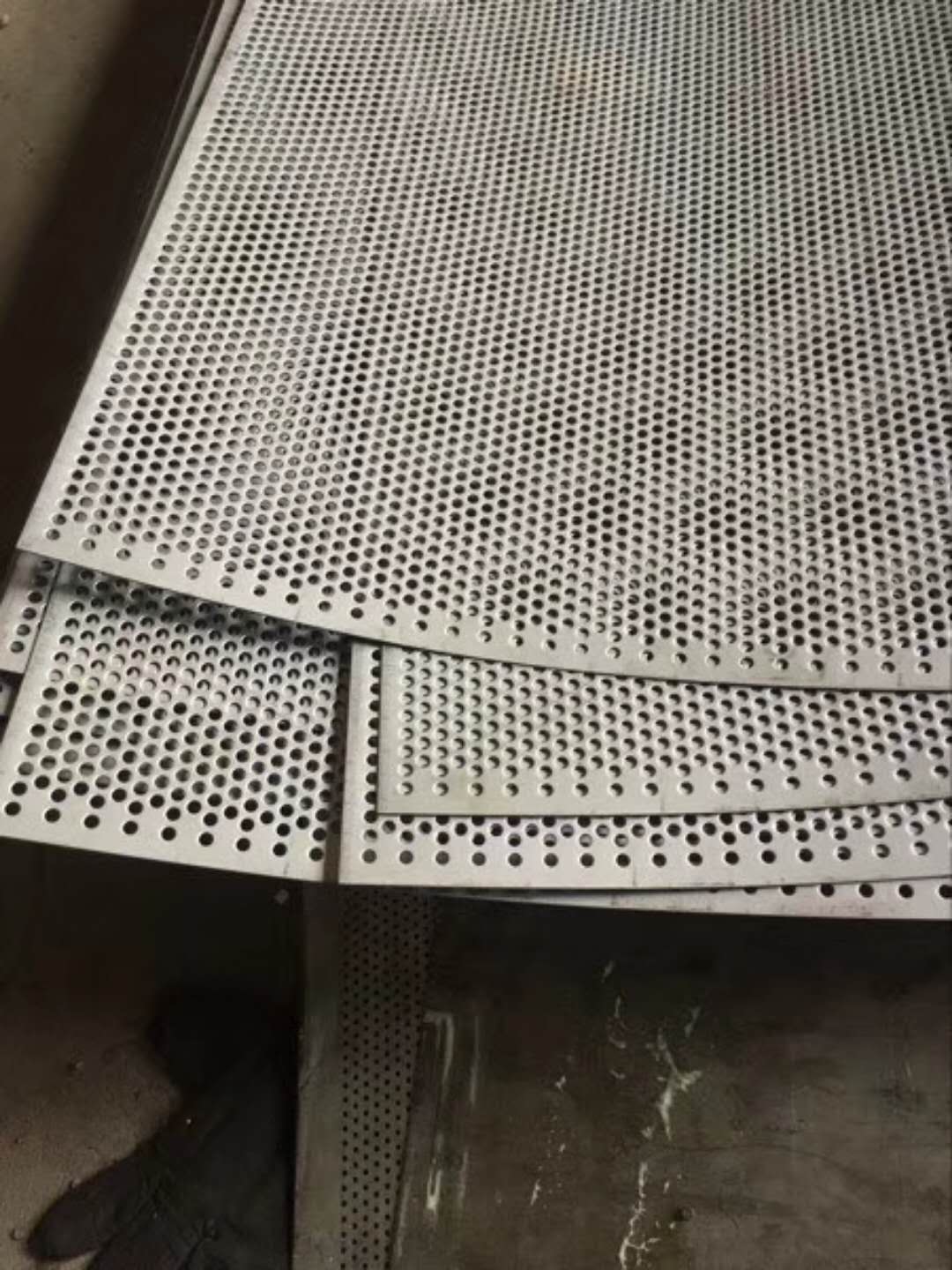 正南安平不锈钢冲孔板厂家 304不锈钢冲孔板装饰网