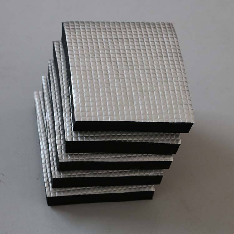 华美b1级橡塑保温板 阻燃橡塑自粘板 带铝箔橡塑保温材料