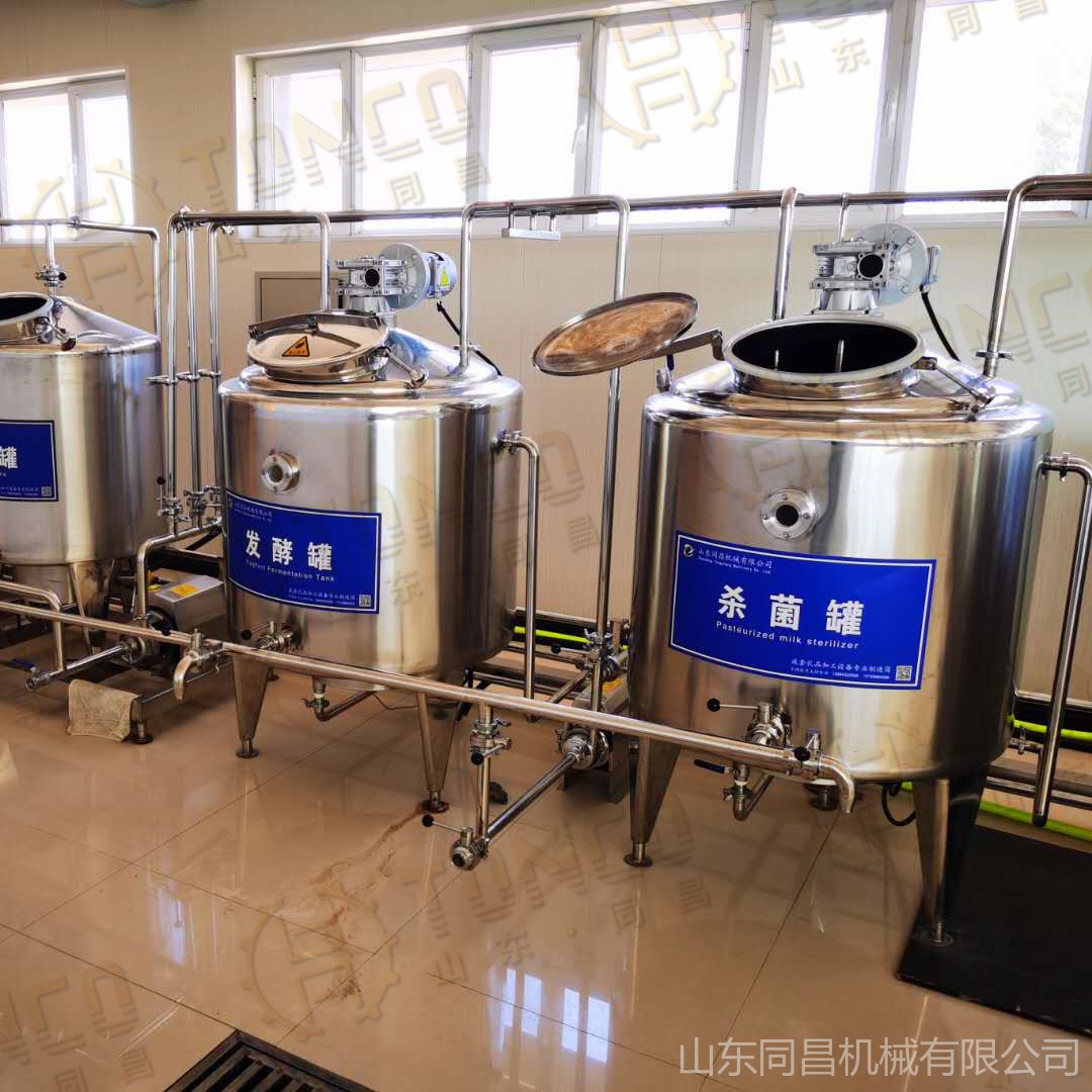 1吨牛奶加工成套设备 酸奶生产线 西藏牦牛曲拉脱脂杀菌生产流水线图片