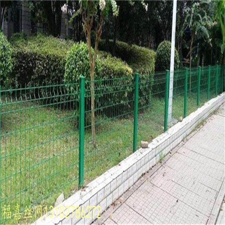 福嘉 草坪护栏 园林绿化护栏 道路隔离护栏 绿化护栏厂家