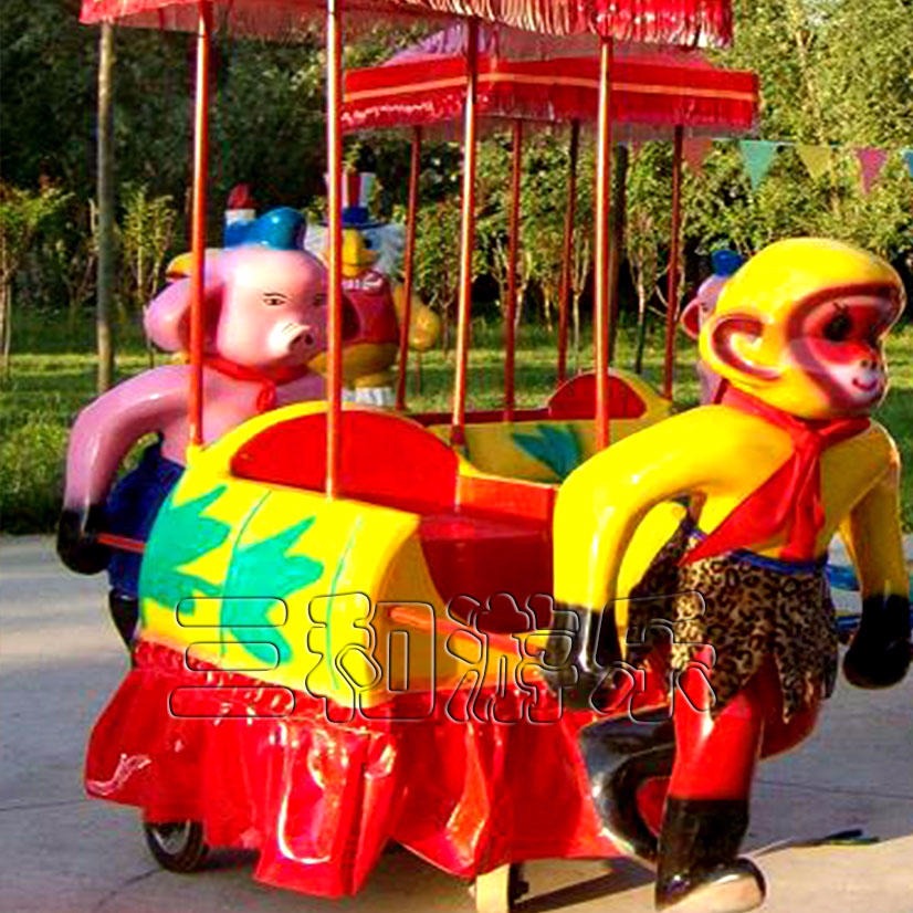 公园小型猴子抬轿车  投资千元的游乐设备  猴抬轿视频图片