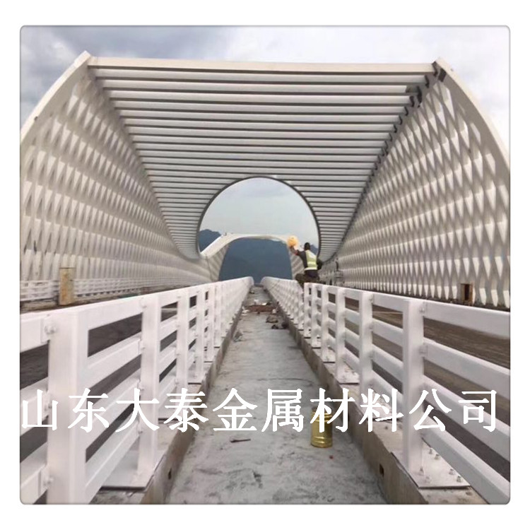 碳钢钢管喷塑桥梁栏杆大泰定制加工 复合管护栏立柱 河道桥梁护栏