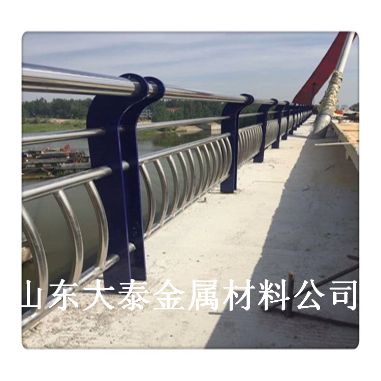 大泰生产销售 304不锈钢复合管护栏 江西304复合管河道护栏