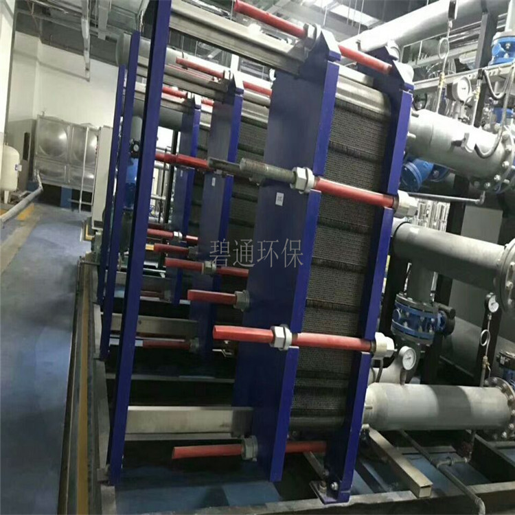 管式换热器板式热交换器河北列管式换热器生产厂家