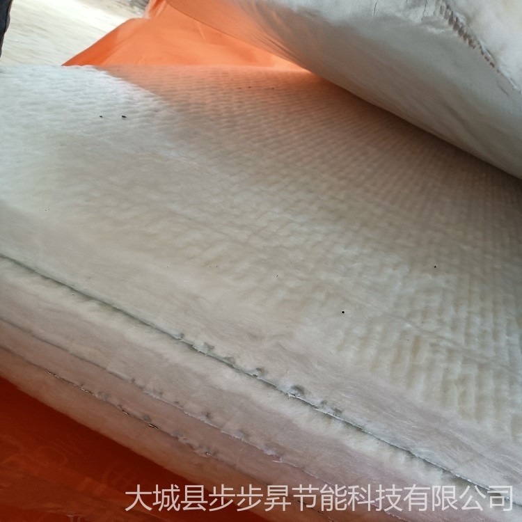 步步昇定做高端玻璃棉空调板  白色无甲醛玻璃棉板  出口玻璃棉卷毡  铝箔玻璃棉制品