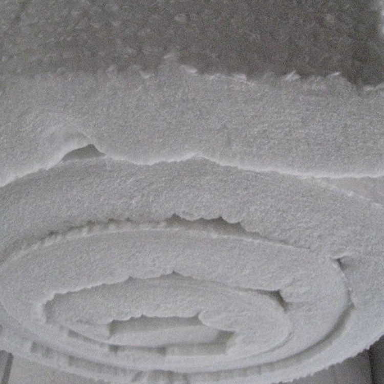 供应硅酸铝针刺毯 蒸汽管道进水管保温层 阻燃耐温硅酸铝纤维毡图片