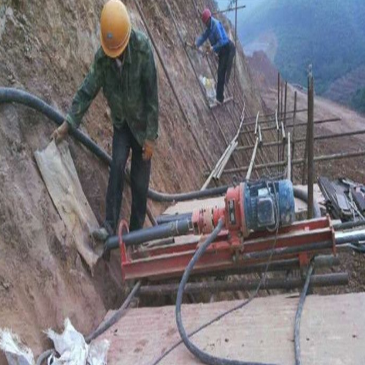 内蒙古气电联动 冲击回转钻机 凿岩矿山钻机有支腿