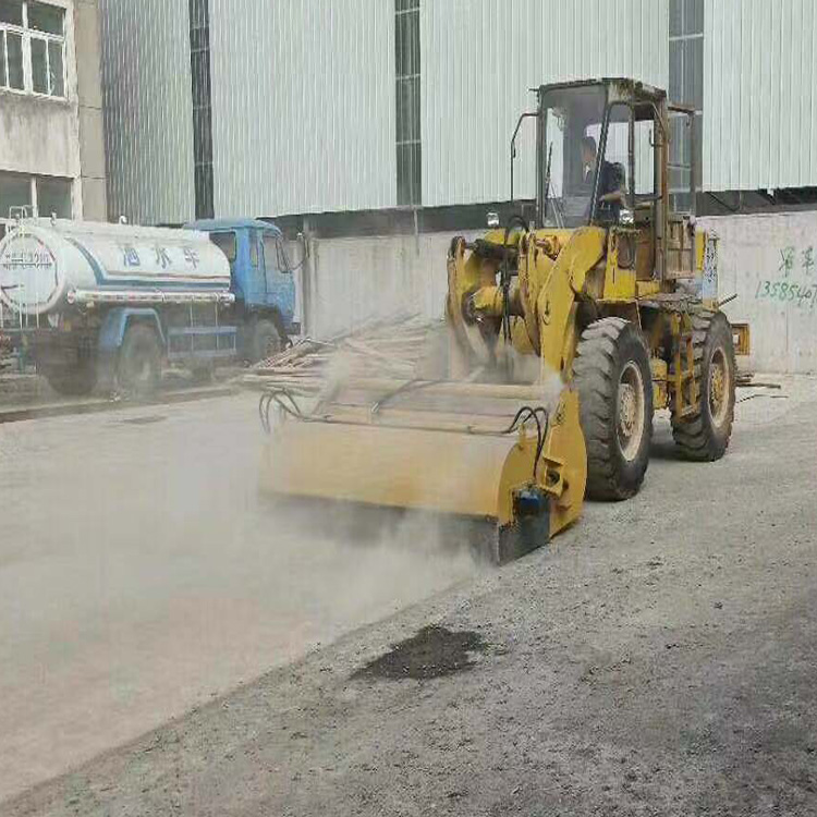 滑移装载机清扫车  道路环保洗扫车  机具装载机扫地王  连云港
