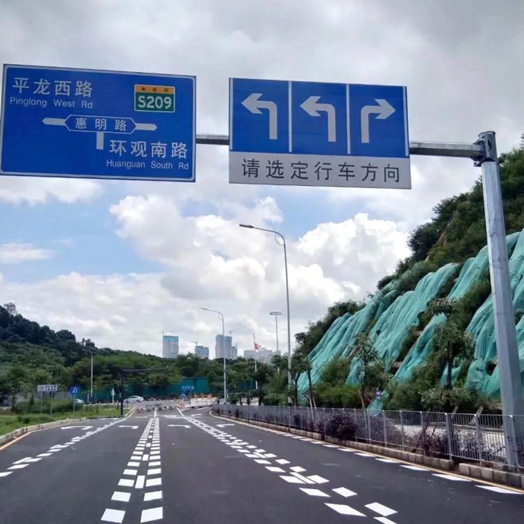 河北沧州利博港通厂家定制 标志杆 标志杆生产厂家 公路标志杆 高速公路标志杆 路标杆