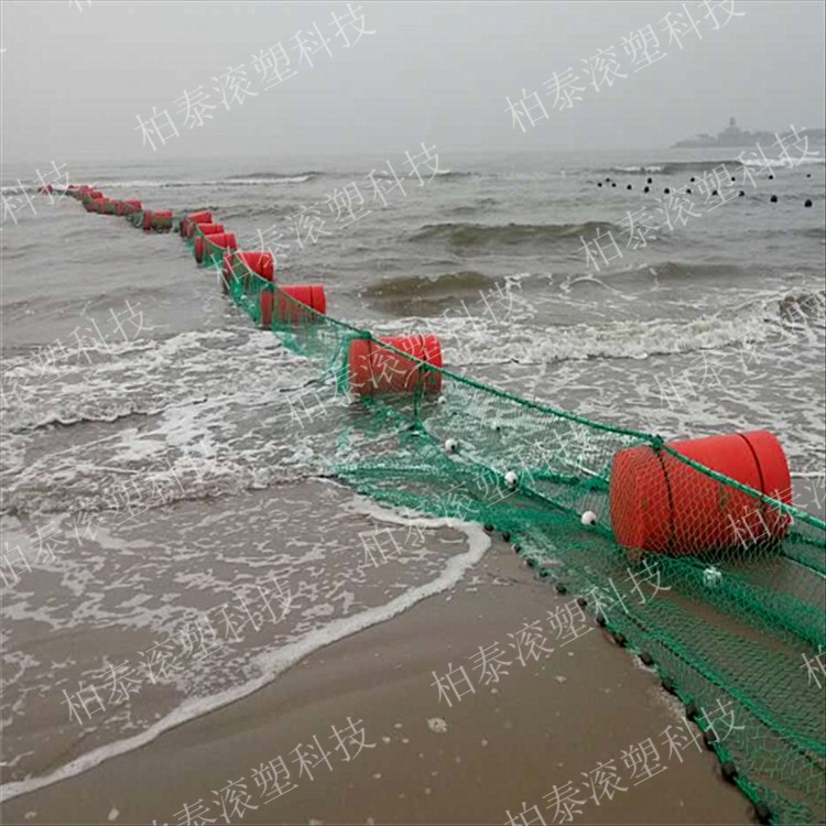 威海海上养殖区域警示浮排 区域围栏夹网式防鲨网浮筒图片