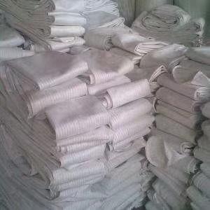 厂家直销 120-160涤纶除尘布袋 滤袋 泊头家园工业除尘布袋产地货源