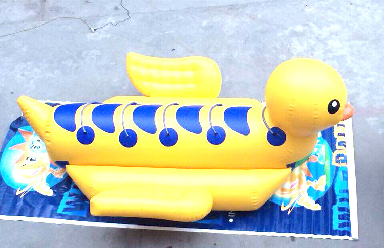 天津华津厂家直销抗寒抗冻大型雪上充气玩具雪地充气香蕉船示例图7