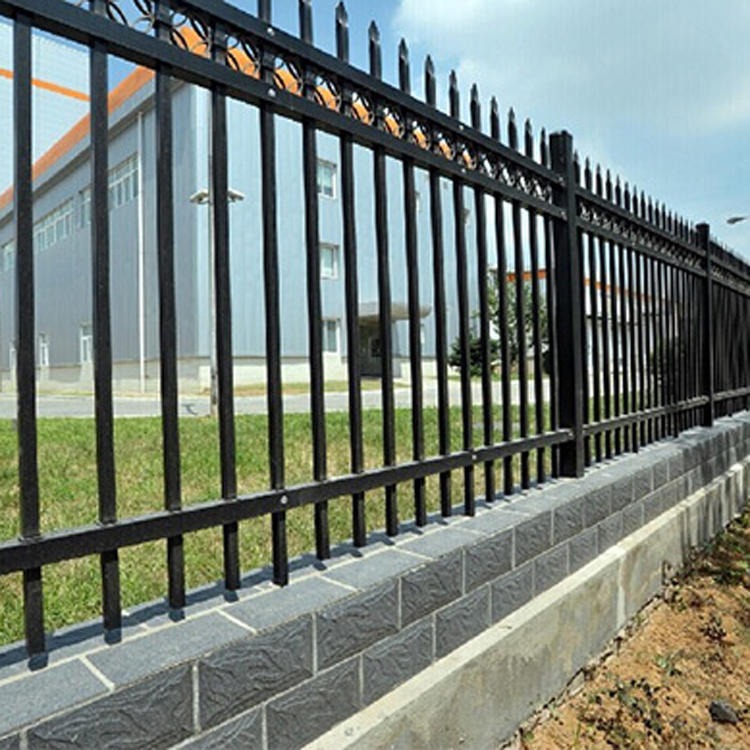 锌钢草坪护栏 防护安全铁艺锌钢护栏定制 批发代理 多重颜色可订 满星 锌钢护栏