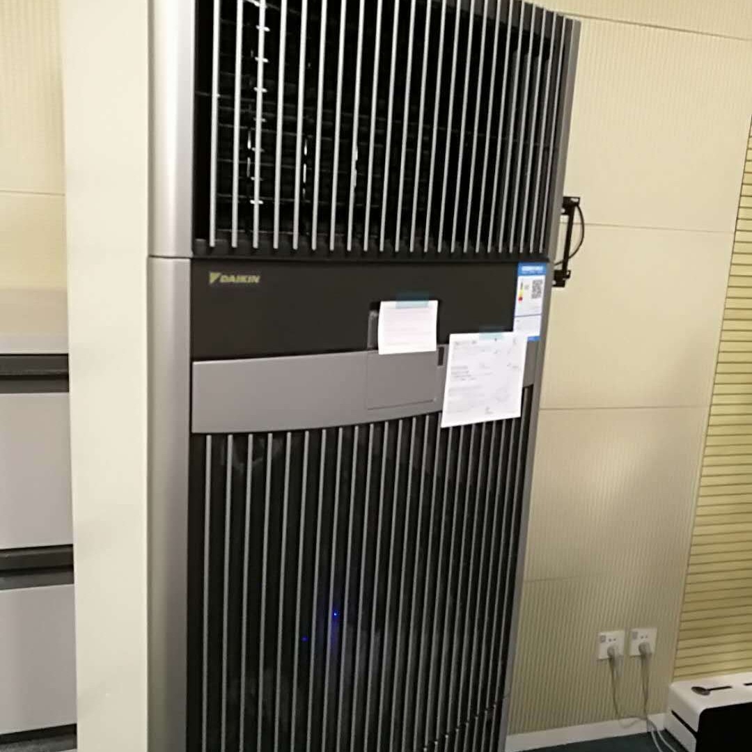 Daikin/大金精密机房空调 FNVQ203AAKD 冷暖定频 3匹冷暖柜机  经典型商用机