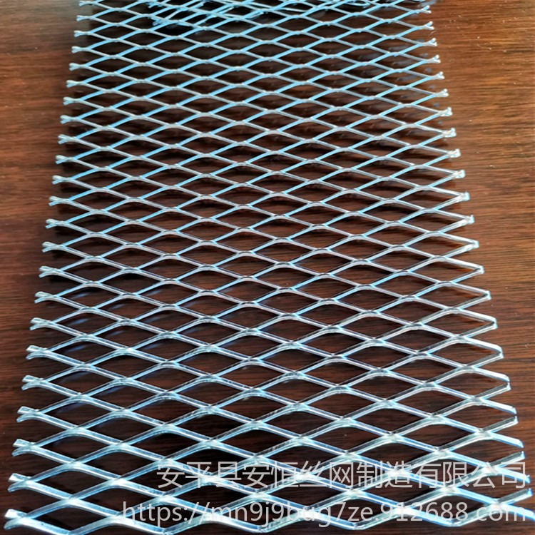 菱形孔不锈钢板网 拉伸不锈钢网厚度2.5mm孔径8x16mm 1.5米宽不锈钢板网 316L耐磨损不锈钢板拉伸网