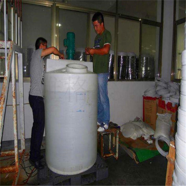 1000l加药箱 雅格1000l加药桶 污水处理搅拌桶一次成型图片