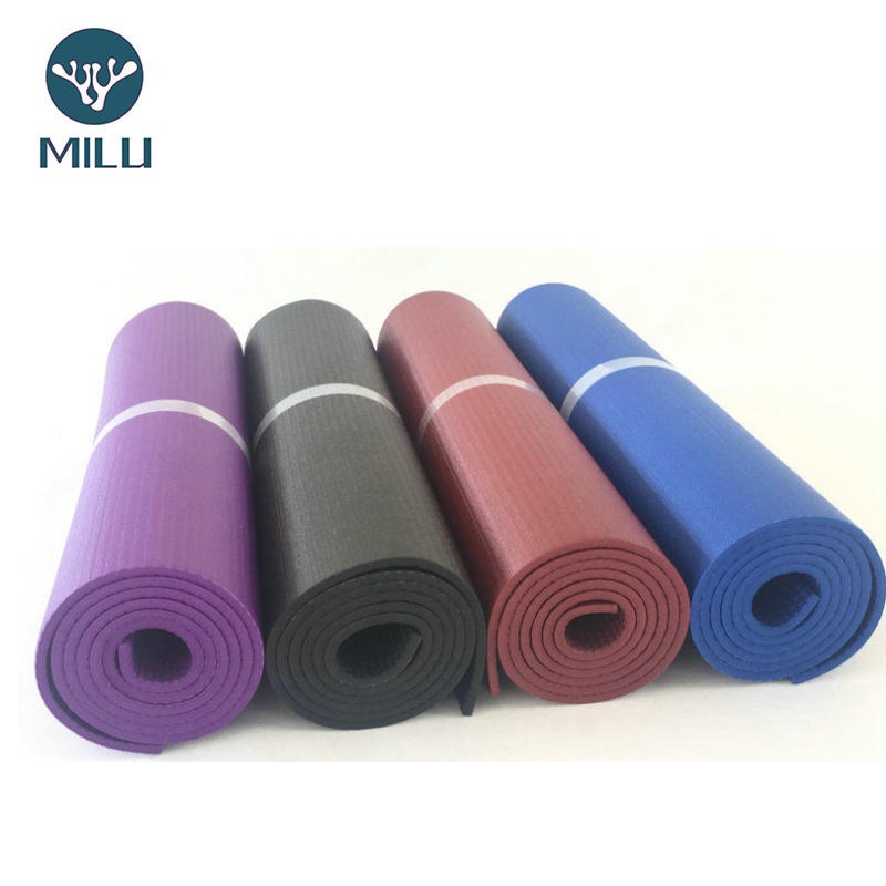 厂家直销货源 双色PVC瑜伽垫 可定制logo 丝印图案和数码打印