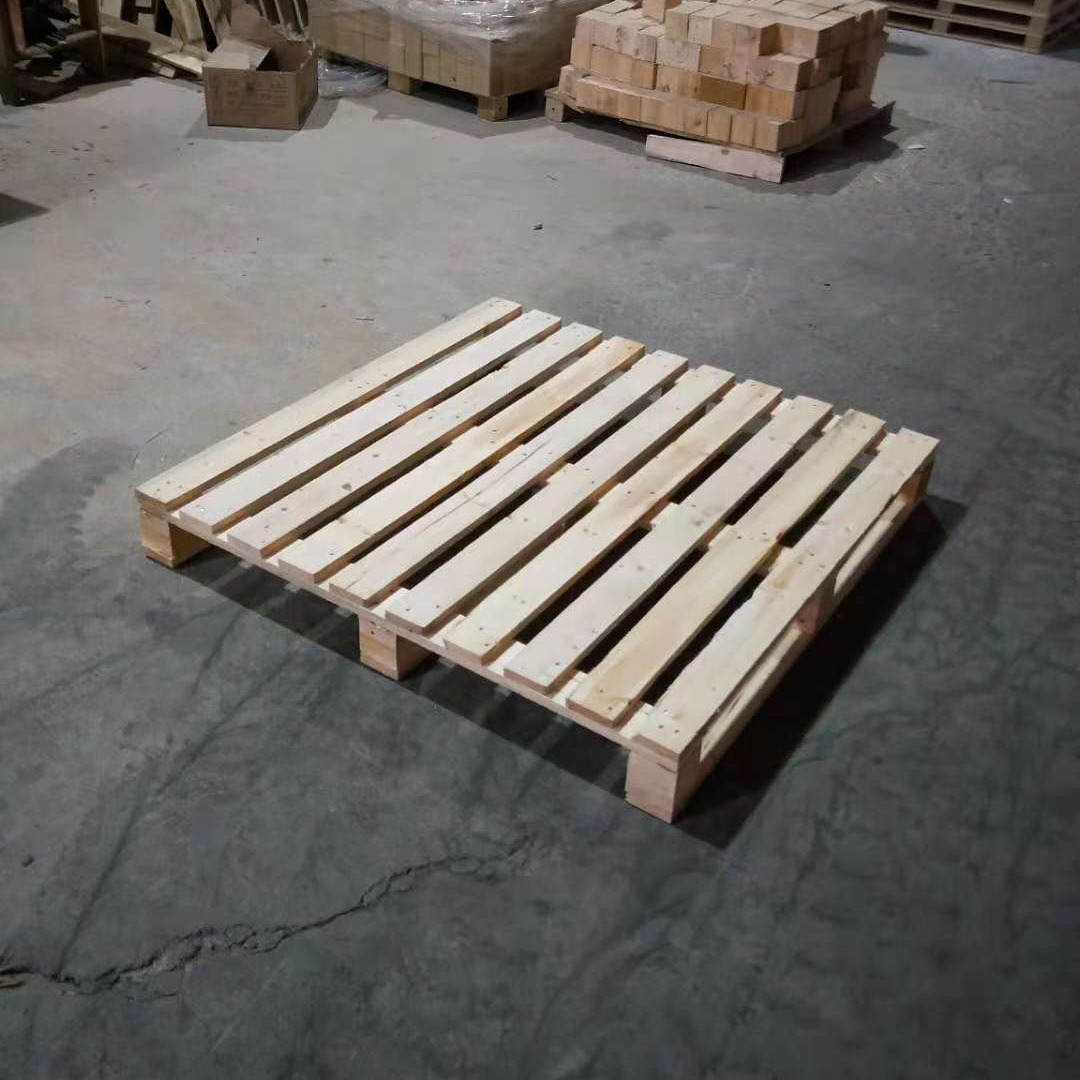 木托盘厂加工松木垫板四面进叉青岛即墨厂家直销