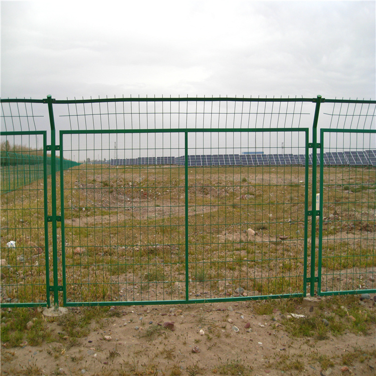 高尔夫球场护栏网 绿化带护栏网 隔离网护栏 专业生产 佳星