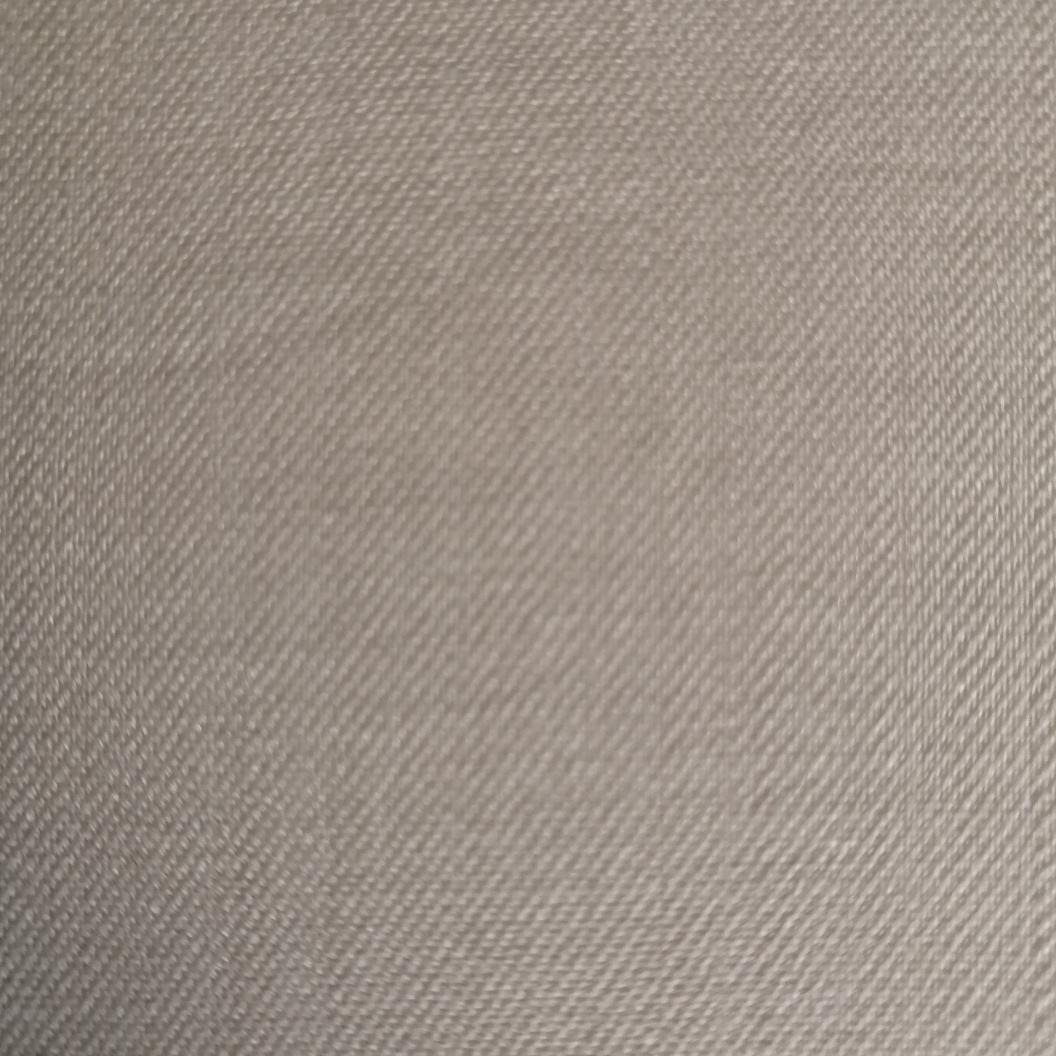 辽宁柞绢丝绸名品90460  ，经纬均采用柞绢丝薄品种柞丝绸，适合做时装，工装，西装等。