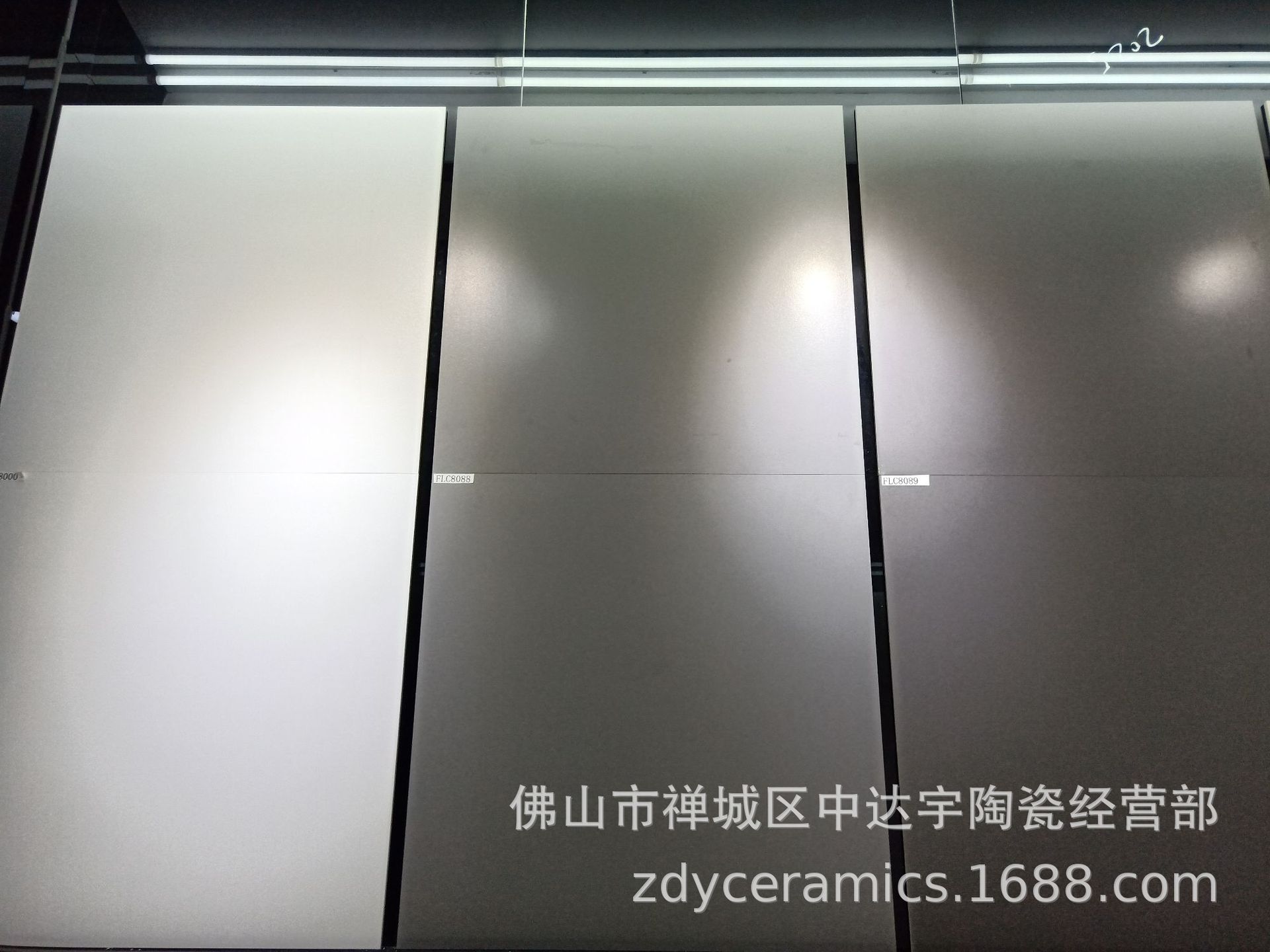 佛山800X800MM 各系列MJ8002哑光平面仿古瓷砖防滑客厅厨房浴室地示例图4