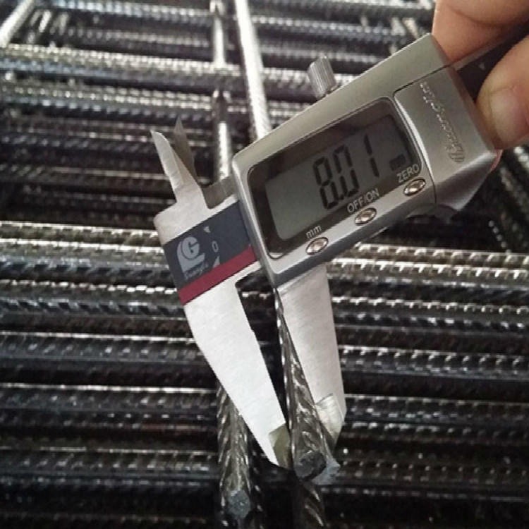 8mm螺纹钢筋网片 桥面300吨HRB400钢筋网片 定做加工生产中