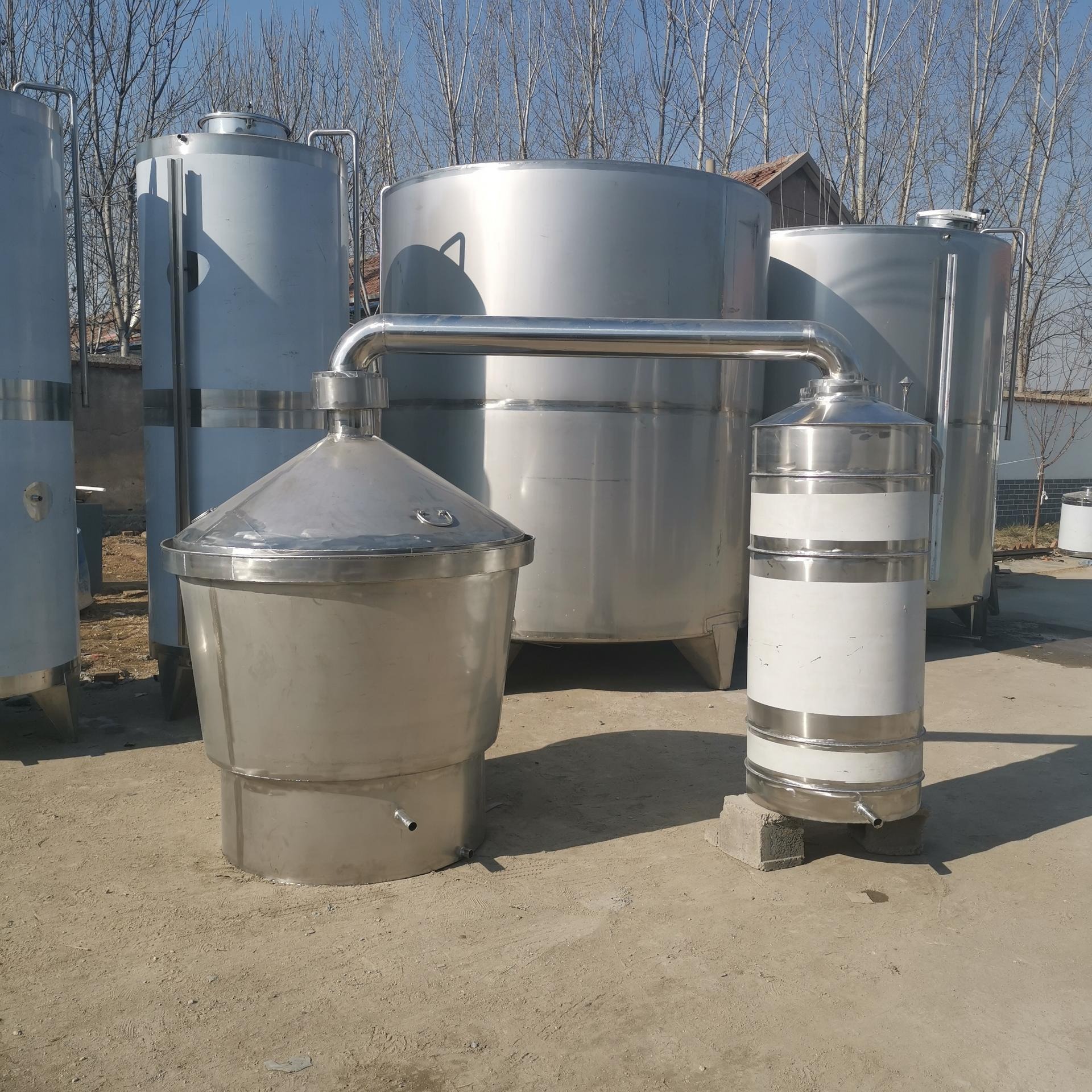 曲阜恒诚批量生产 不锈钢酿酒设备 500斤小型白酒烤酒机  传统酿造工艺