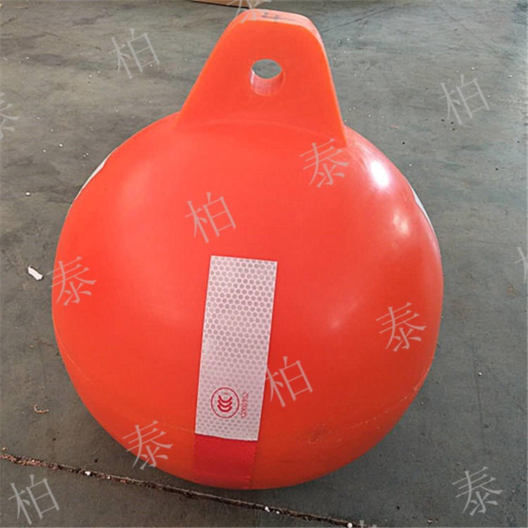 宿迁水库警戒线浮球悬浮式穿绳子连接PE浮子规格图片