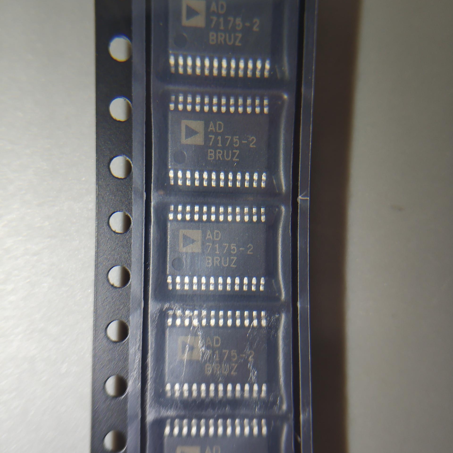 IFX1050GVIOXUMA1   触摸芯片 单片机 电源管理芯片 放算IC专业代理商芯片配单 经销与代理
