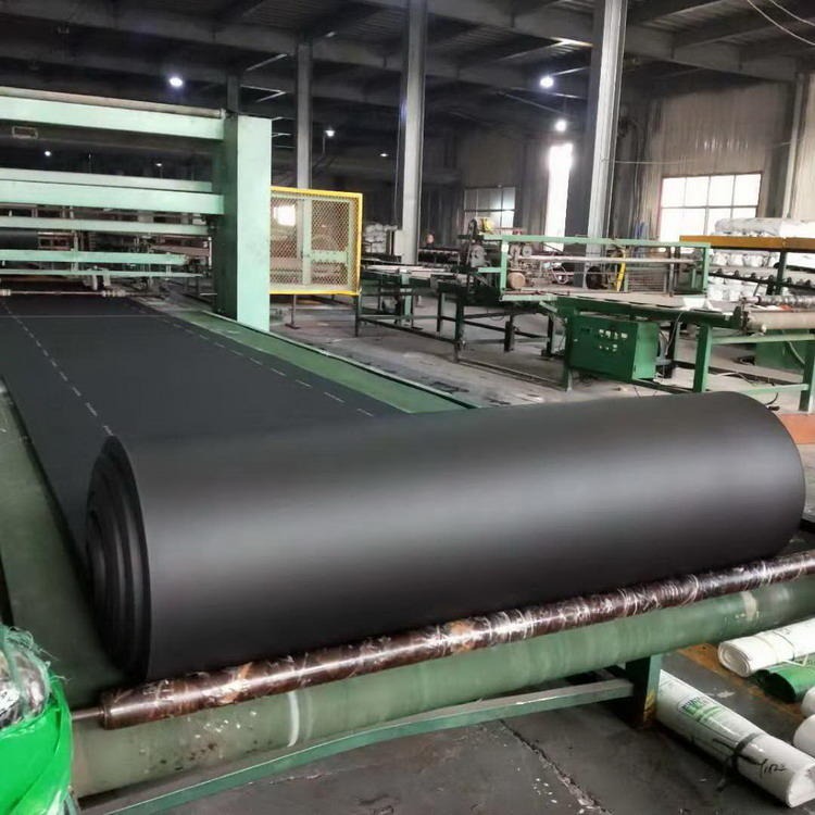 厂家供应 绿都加厚复合4公分b2级橡塑保温板 防潮防腐橡塑海绵板