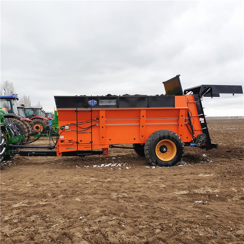内蒙古厂家生产有机肥撒肥机  有机肥撒粪车 拖拉机10方撒粪机