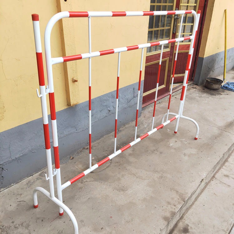 围栏红白管式铁质护栏 WL-YW 英威道路检修临时隔离束流围栏