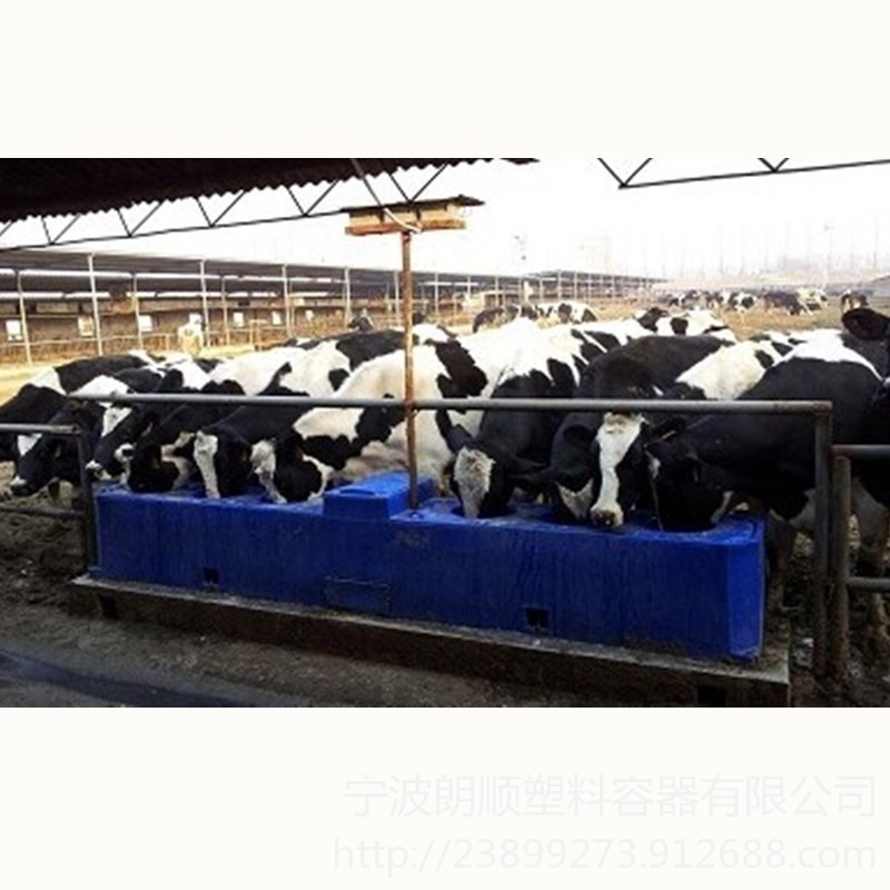 供应内蒙牧场奶牛饮水槽 恒温畜牧饮水槽图片
