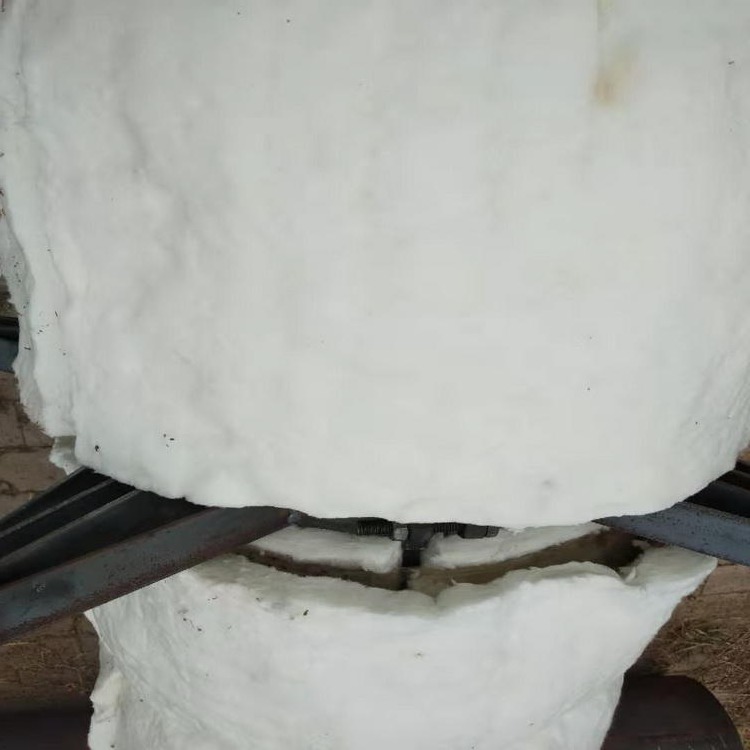 苍山县供应2公分3公分4公分厚硅酸铝针刺毯 悦盈蒸汽管道多层保温棉
