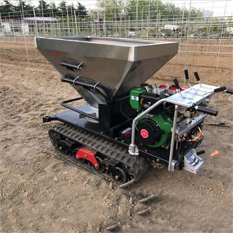 奥莱 农田撒有机肥设备 大田粉剂肥撒料车 2F-8大棚复合肥抛撒车