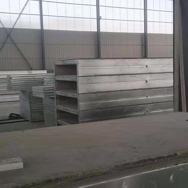 钢框轻型屋面板厂家 钢框轻型屋面板价格 众来天基板厂家