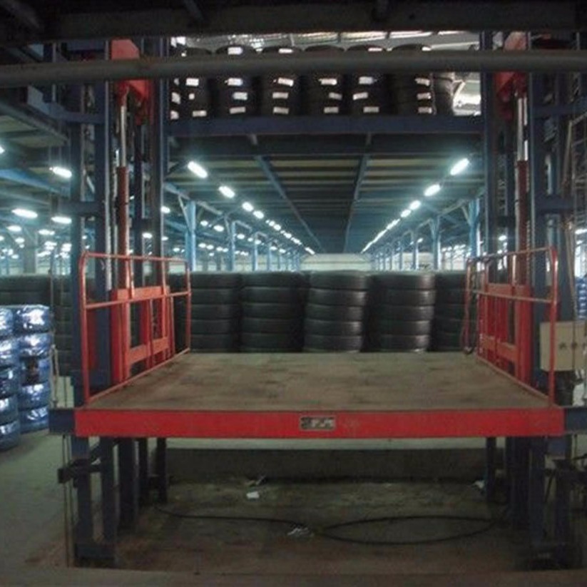 0.5吨载货电梯 三层工业升降机定制价格 赤峰市 启运货运电梯 液压升降台