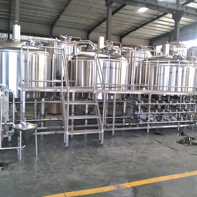 300升小型精酿啤酒设备_酒吧KTV自酿啤酒设备_豪鲁啤酒设备厂家