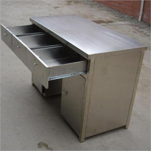 万顺飞龙 供应304不锈钢办公桌 实验桌 操作台 厂家直销