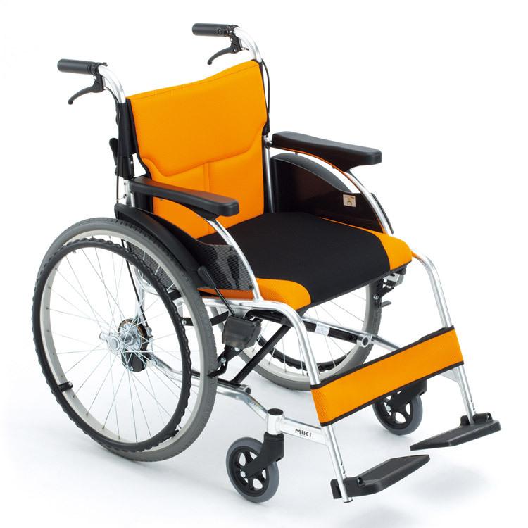 批发MiKi三贵轮椅MCVWSW-49JL 轻便折叠 时尚老人残疾人代步车示例图1