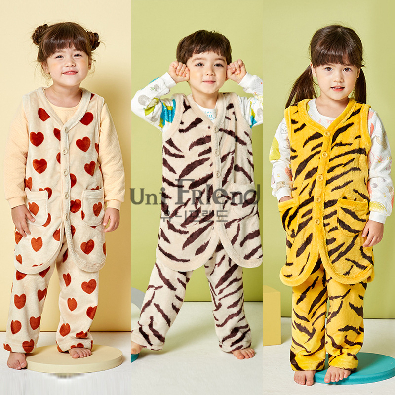 新款韩国童睡衣unifriend童装家居服儿童保暖珊瑚绒背心加厚童睡