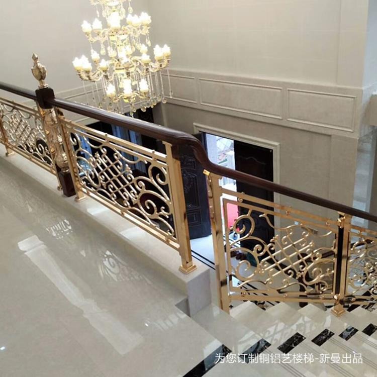毕节酒店玫瑰金铜艺扶手展现一种欧式设计
