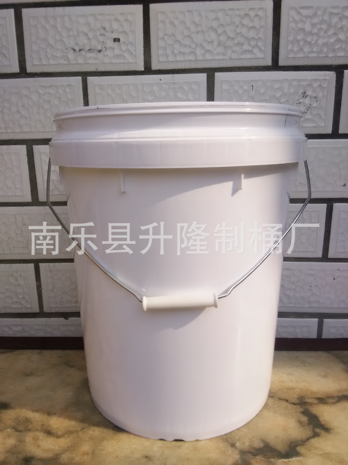 18升 塑料桶 涂料桶 防水桶 白乳胶化工桶可印字 图案    易开型